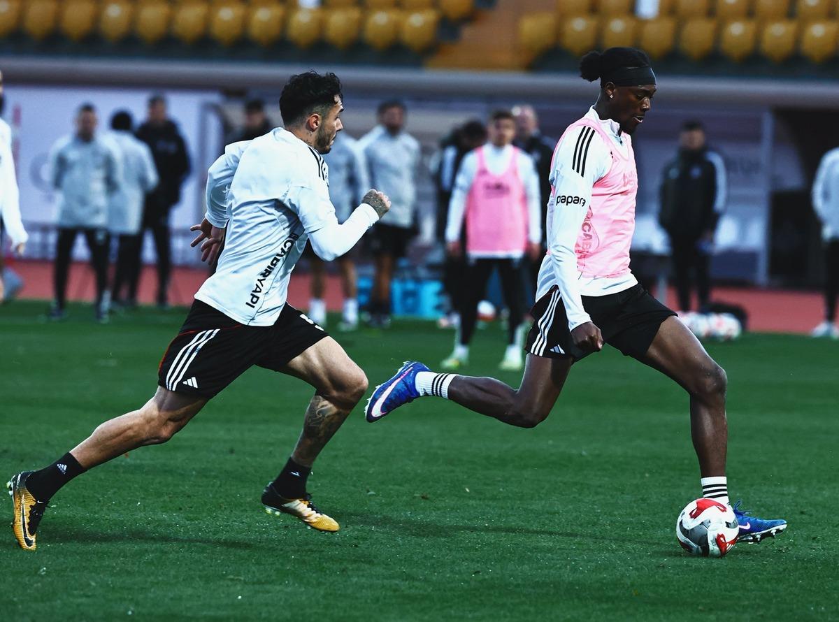 Beşiktaş, Antalya daki kamp çalışmalarını sürdürdü 1