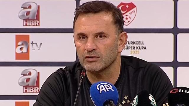 Okan Buruk Trabzonspor maçı öncesi ayrılık haberini verdi! O isimler gitti
