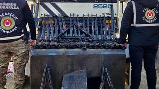 Yer: Şanlıurfa! Gümrük kapısında 52 adet uzun namlulu silah ele geçirildi