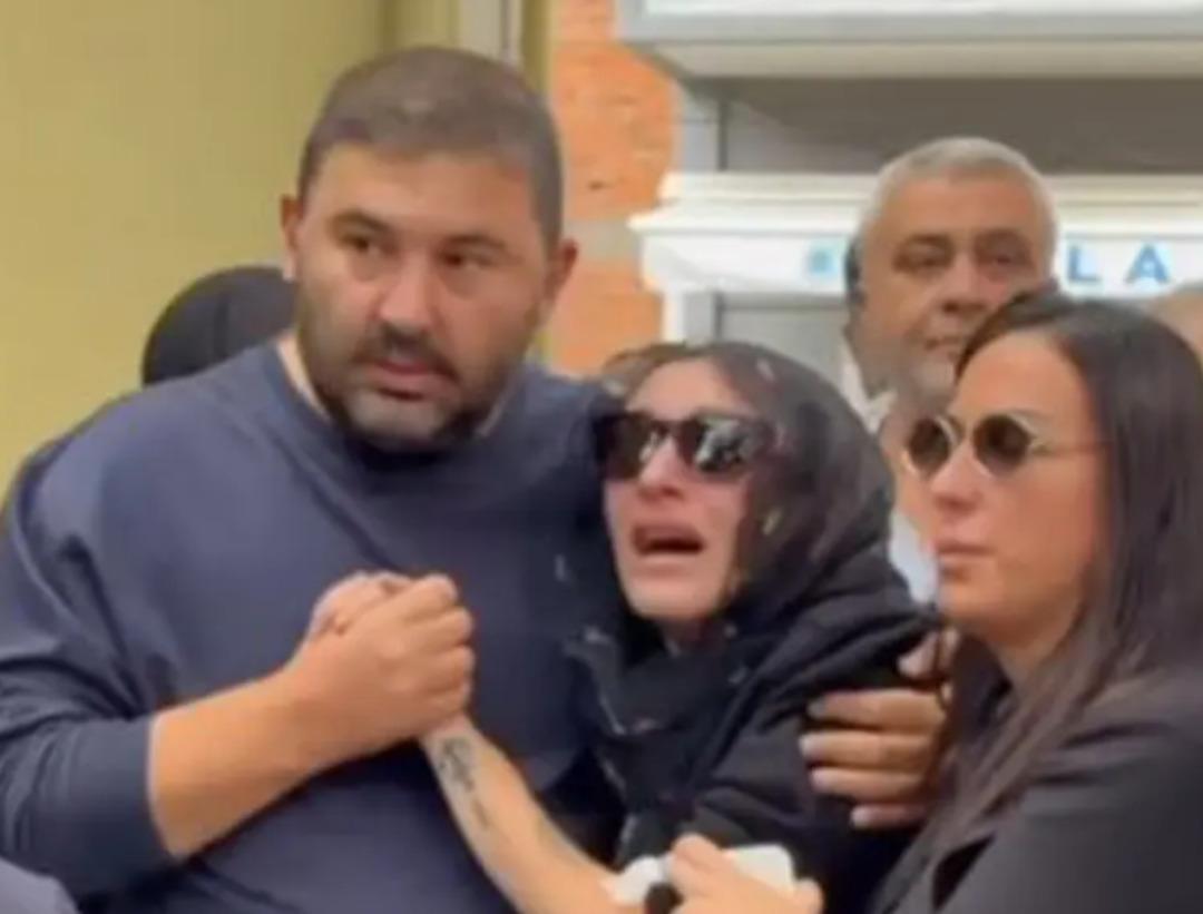 G&uuml;ll&uuml; n&uuml;n oğlu ablasını yerden yere vurdu: "İnandırıcılığını yitirdi" 3