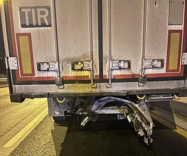 Adana&rsquo;da otoyolda trafik kazası : 1 &ouml;l&uuml; 2