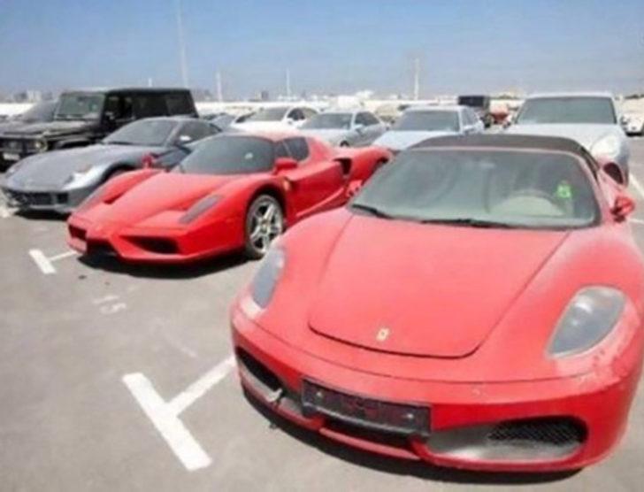 Lüks arabaları çöpe atıyorlar G1