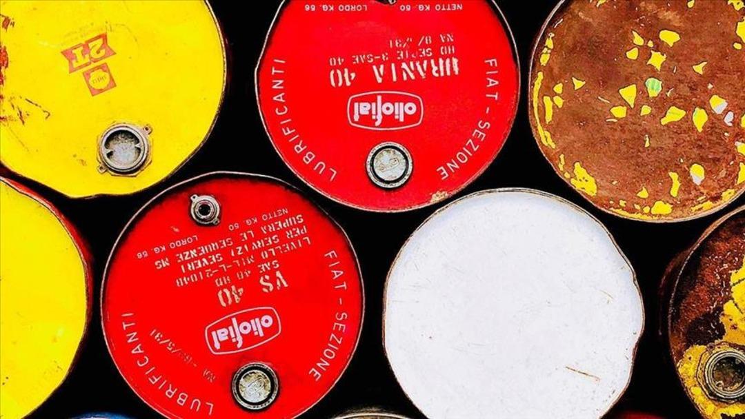 ABD nin Venezuela hamlesi sonrası petrol fiyatları y&uuml;kselişe ge&ccedil;ti mi? Altın ve g&uuml;m&uuml;şte son durum ne? 1