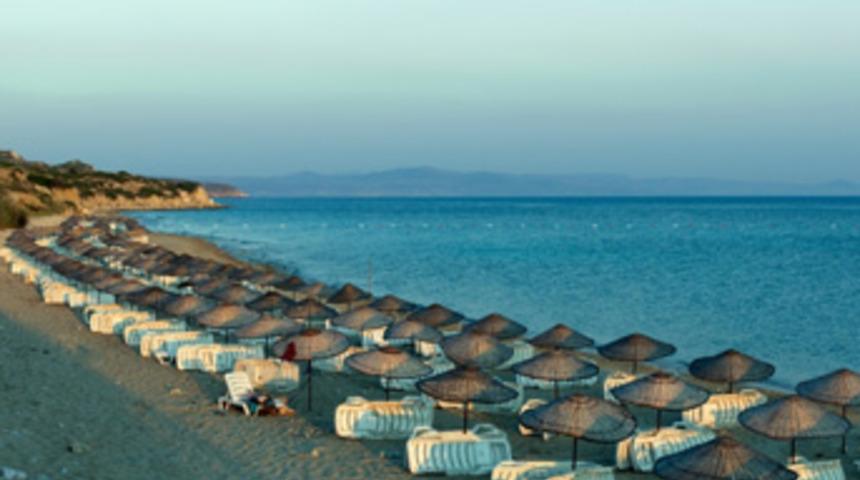 Bozcaada'nın bakir koylarına 17 başvuru