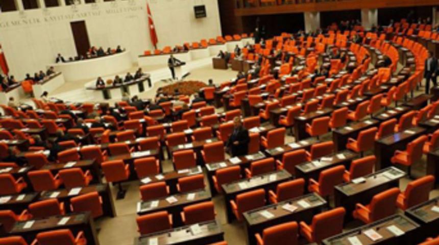 2015 bütçesi kabul edildi