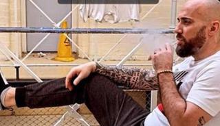 Cezaevinde TikTok canlı yayını a&ccedil;ıp bağış topluyor!