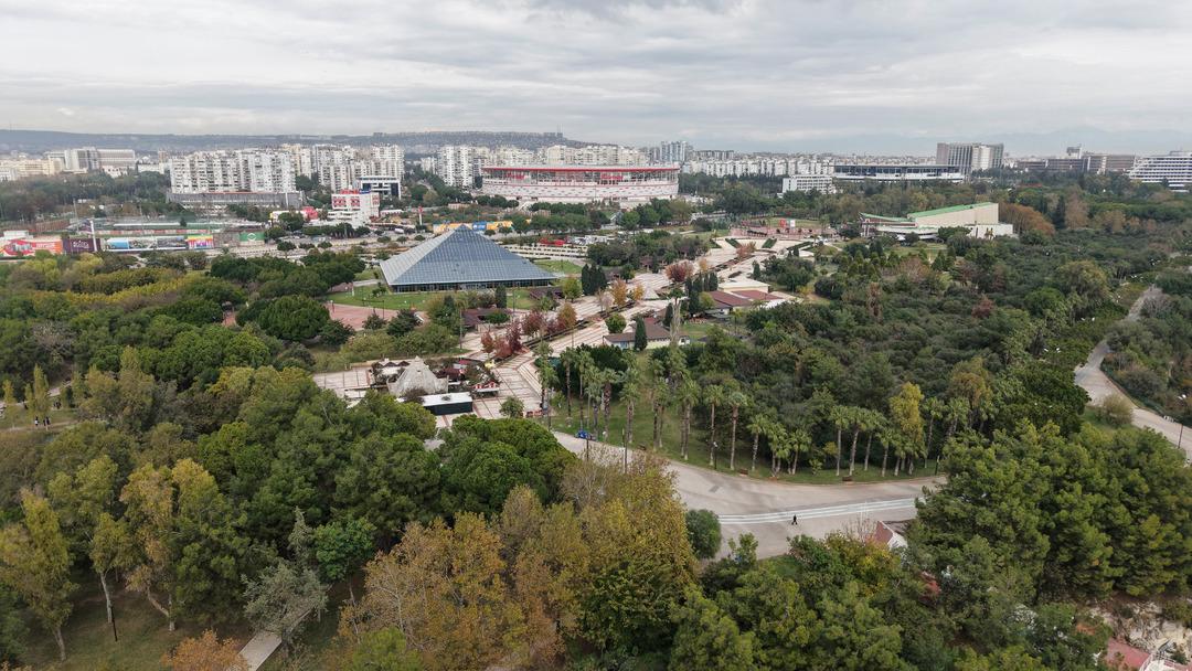 10 bin konut, l&uuml;ks oteller, hastane... Ailesinde o isim olanlar  miras&ccedil;ıyım  diye geliyor 5