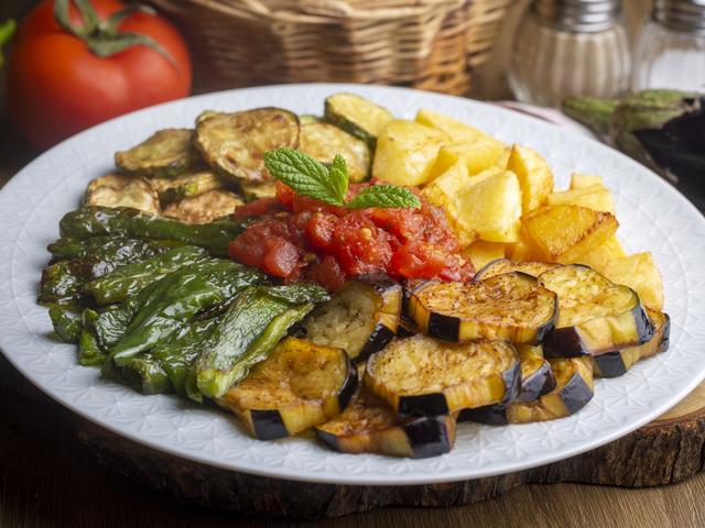 Yağın karanlık y&uuml;z&uuml;: Aşırı kızartma t&uuml;ketimine dikkat