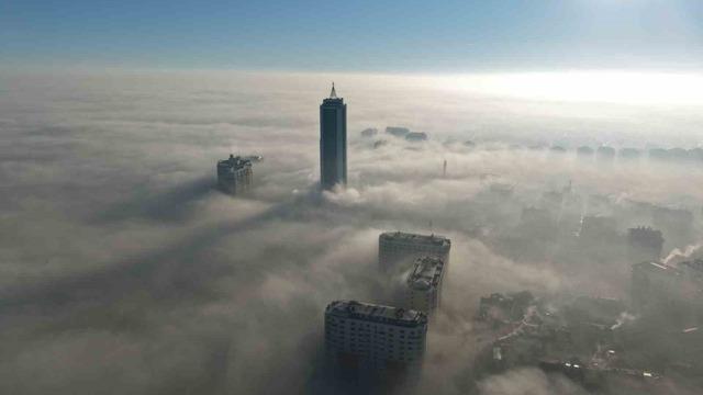 Konya sis denizinde kayboldu