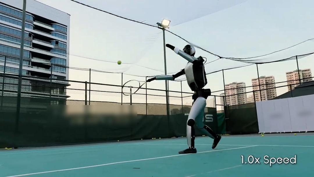  &Ccedil;elik  bilek korta &ccedil;ıktı: Federer kadar hızlı, Nadal kadar &ccedil;evik hareketler sergiledi 3