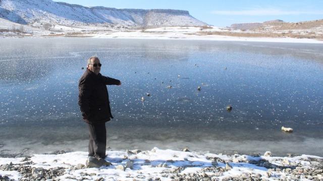 Kayseri'de sıcaklık eksi 17 dereceye düştü! Baraj gölü dondu