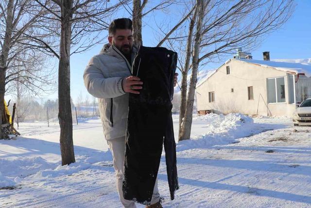 Sibirya soğukları Sivas&rsquo;ı dondurdu, &ccedil;amaşırlar kaskatı kesildi 2