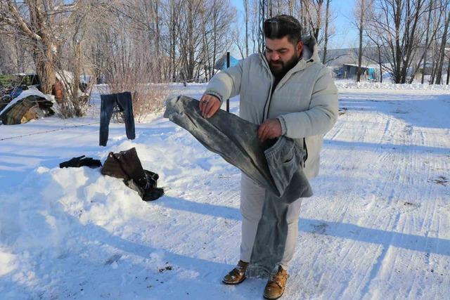 Sibirya soğukları Sivas&rsquo;ı dondurdu, &ccedil;amaşırlar kaskatı kesildi 1