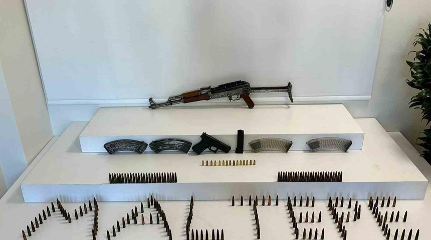 Maltepe&rsquo;de uzun namlulu silah ele ge&ccedil;irilen operasyonda 1 kişi tutuklandı