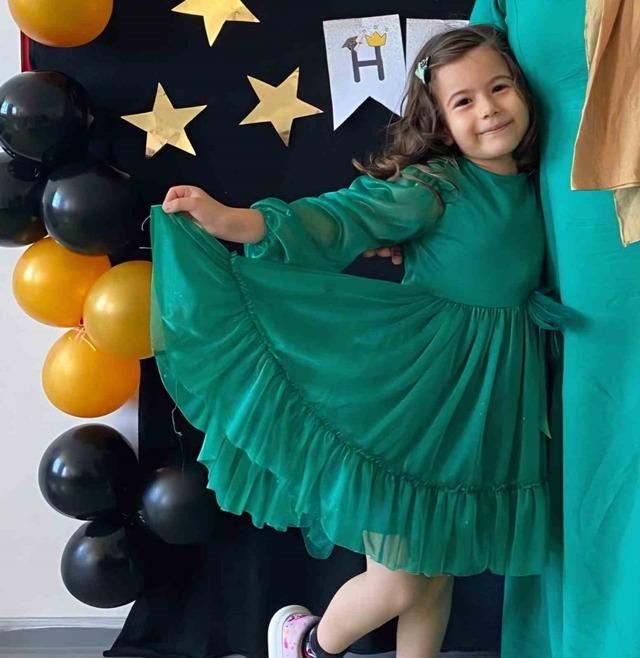 Antalya&rsquo;da bı&ccedil;aklanarak &ouml;ld&uuml;r&uuml;len anne ve kızının cenazeleri Ankara&rsquo;ya g&ouml;t&uuml;r&uuml;ld&uuml; 3