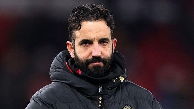 Manchester United Ruben Amorim'i kovdu! Resmi açıklama geldi