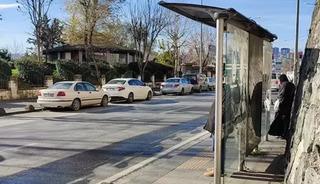 Esenler'de 1 aylık bebeği durağa bıraktılar! Anne ve anneanne g&ouml;zaltına alındı