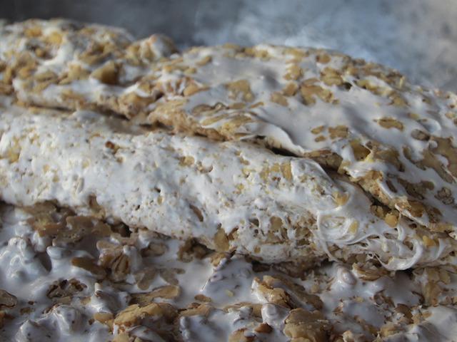 Kışın &uuml;ş&uuml;tmeyen tescilli helva: Yapımı 3 g&uuml;n s&uuml;r&uuml;yor