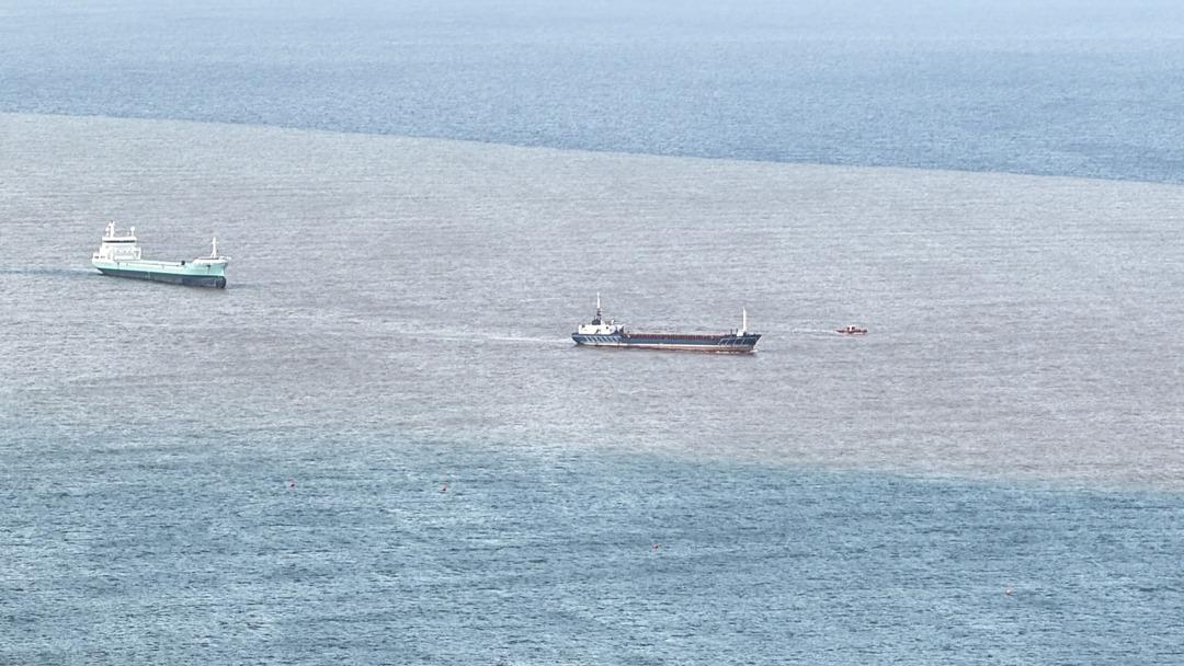 Bartın da eriyen kar suyu denize aktı: Rengi tamamen değişti! 2