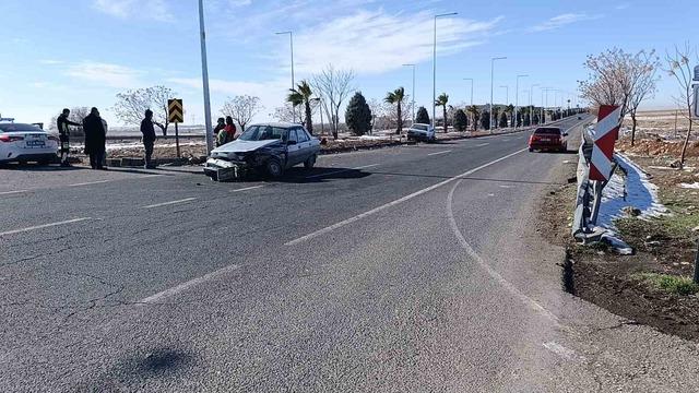 Şanlıurfa’da otomobiller çarpıştı: 4 yaralı 4