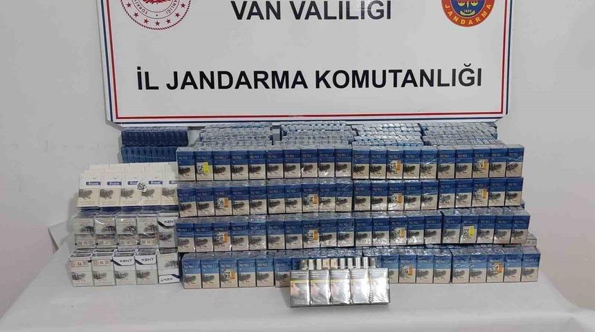 Van&rsquo;da ka&ccedil;ak sigara ele ge&ccedil;irildi