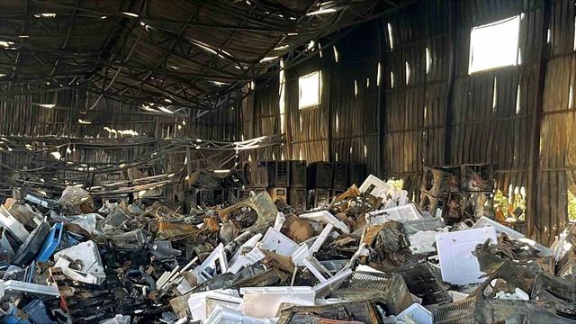 Alanya&rsquo;da klima deposundaki yangının boyutu g&uuml;n aydınlanınca ortaya &ccedil;ıktı 7