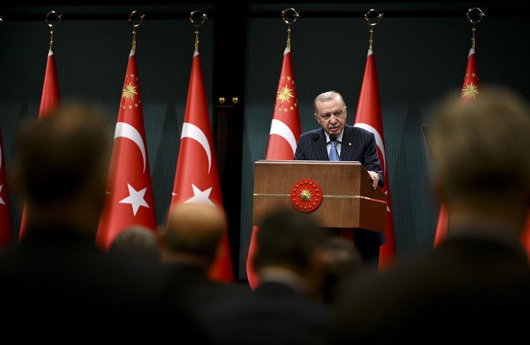 Cumhurbaşkanı Erdoğan duyurdu! Lisans, y&uuml;ksek lisan ve doktora &ouml;ğrencileri i&ccedil;in burs ve kredi &uuml;cretleri y&uuml;zde 33 artırıldı 5