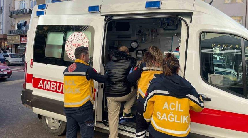 Karaman&rsquo;da motosikletin &ccedil;arptığı yaya yaralandı