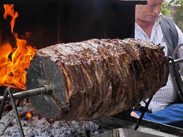 D&uuml;nya bu tatları konuşuyor: T&uuml;rk kebapları ilk 10&rsquo;da!