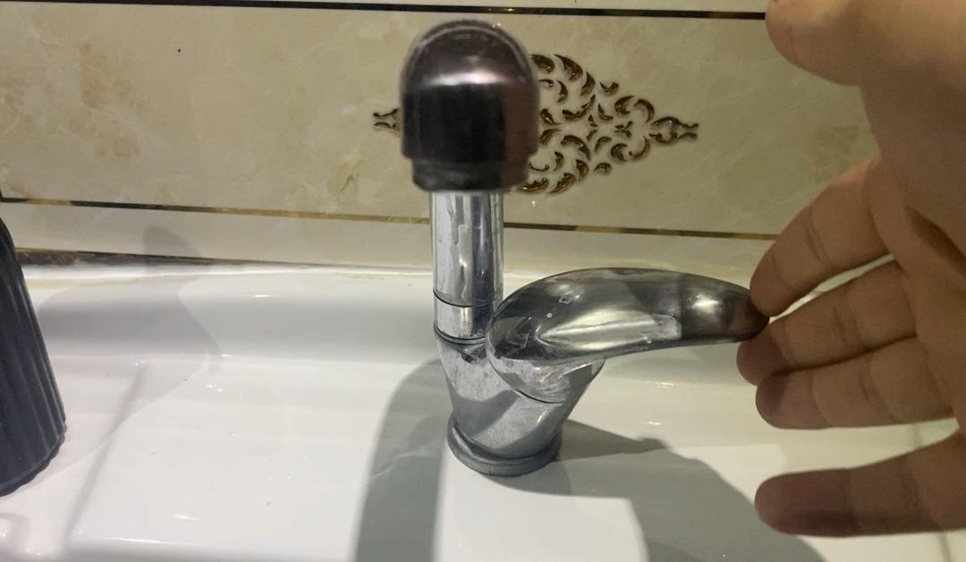 G&uuml;nlerdir suları kesik olan ilde marketlerdeki su da bitti! 1