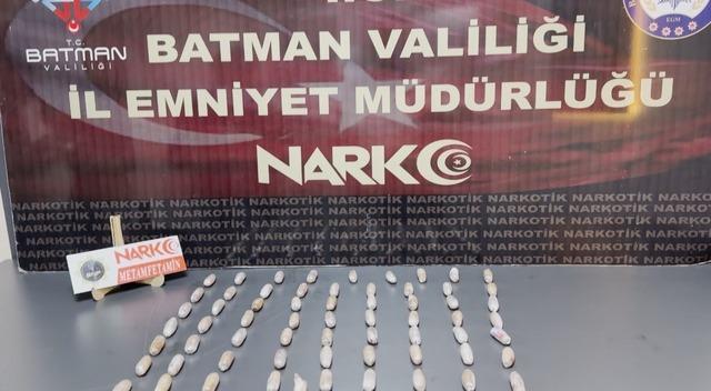 Batman’da yabancı uyruklu bir şahsın midesinden 64 parça uyuşturucu çıktı 1