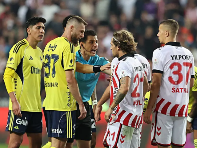 Kadrodan &ccedil;ıkarıldı! S&uuml;per Kupa &ouml;ncesi sakatlık şoku