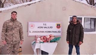 Diyadin&rsquo;de uygunsuz şartlarda taşınan etlere el konuldu