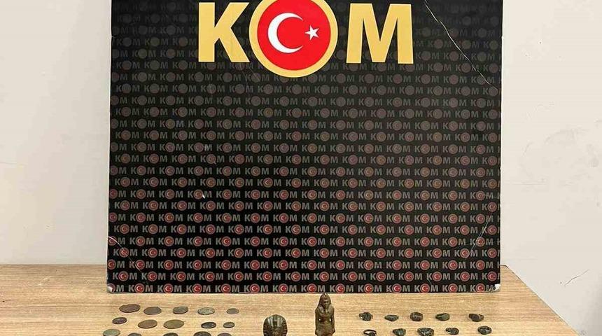 Polisten tarihi eser operasyonu