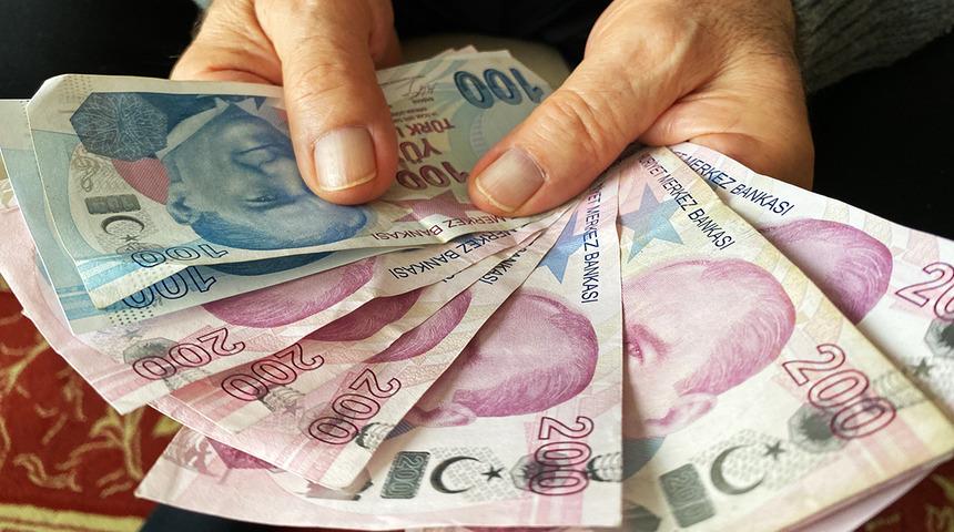 'Teklif gelebilir Meclis'e' En d&uuml;ş&uuml;k emekli maaşı i&ccedil;in beklenen haber