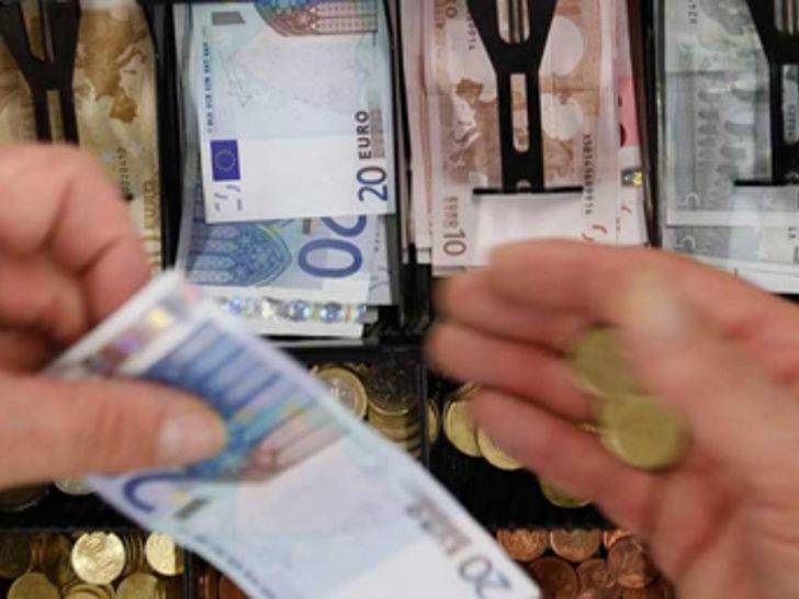 Yunan seçimine ilk 'tepki': Euro çakıldı!