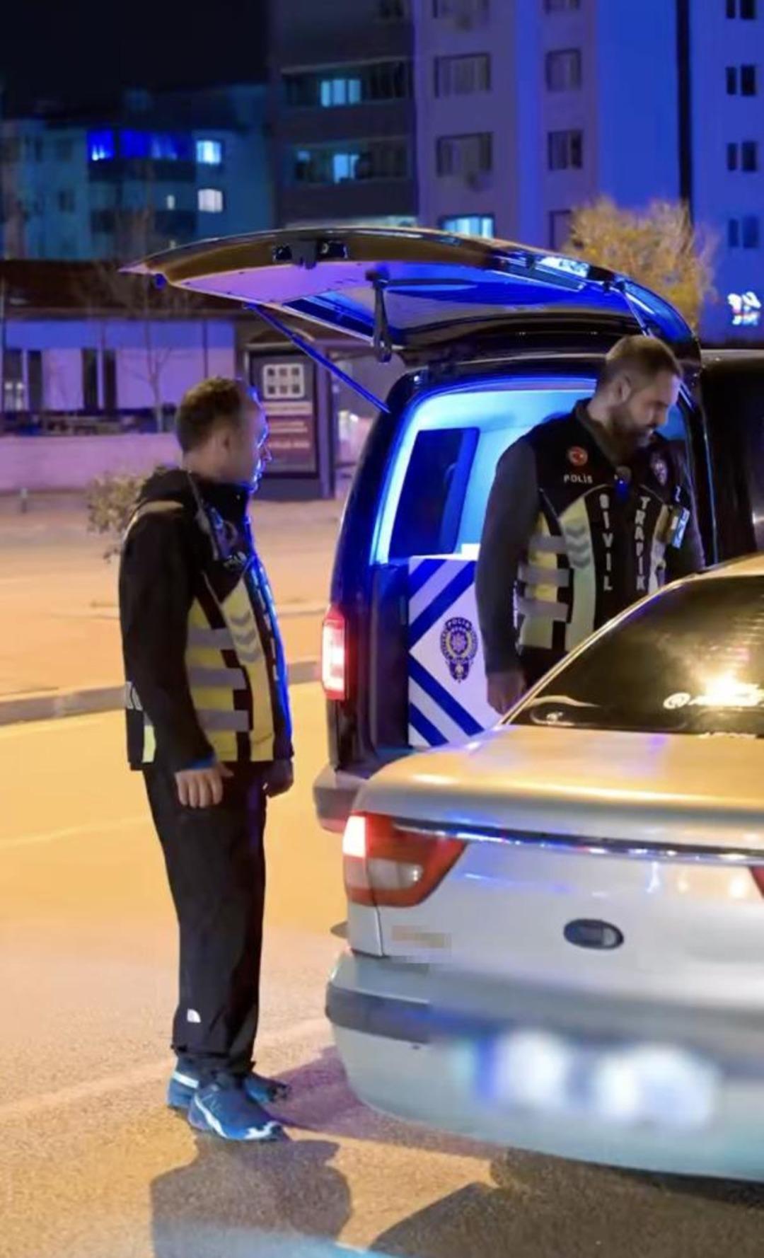 &Ccedil;anakkale&rsquo;de 40 ara&ccedil; trafikten men edildi 1