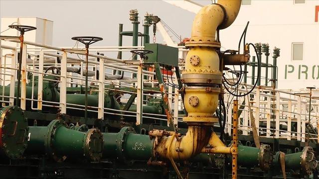 Venezuela resmen duyurdu! Devlete ait petrol şirketi, ABD'ye ham petrol satacak