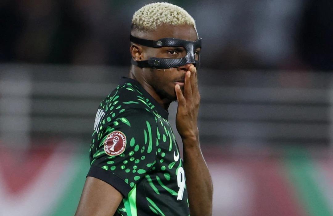 Osimhen den t&uuml;m takıma tehdit: "Beni bırakın, T&uuml;rkiye ye d&ouml;n&uuml;yorum!" 2