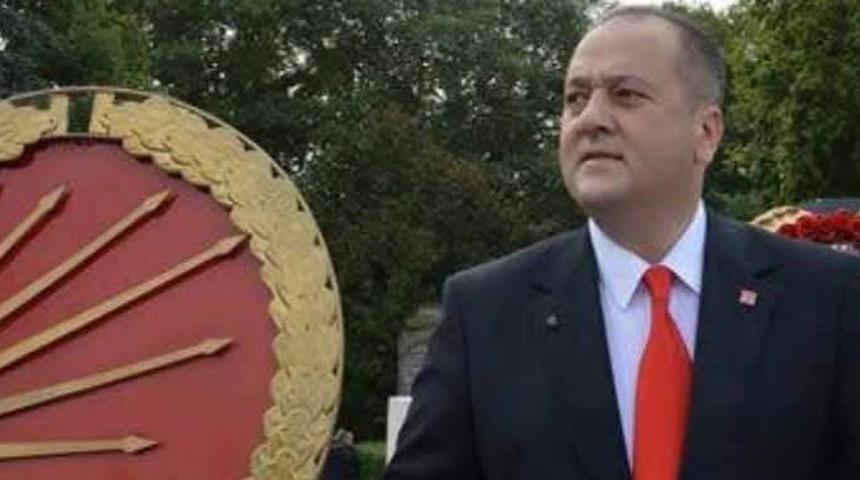 Sır olay: Eski CHP'li başkan ofisinde &ouml;l&uuml; bulundu