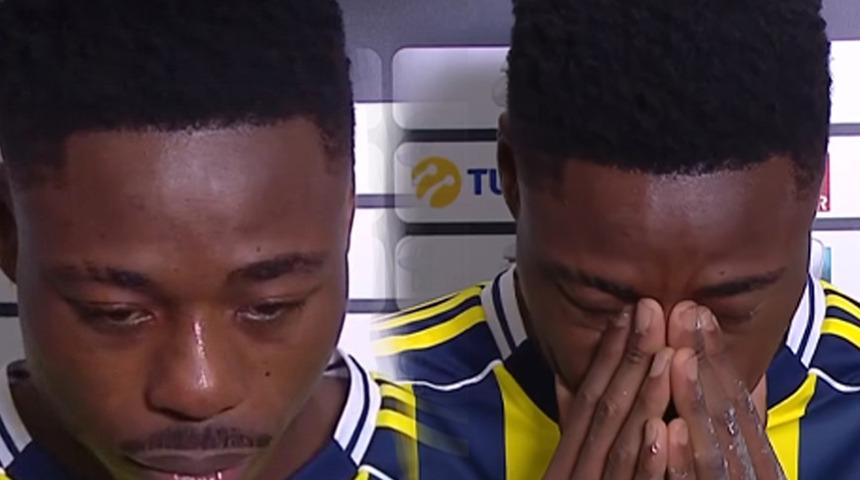 Fenerbah&ccedil;e'nin yeni transferi Musaba canlı yayında h&uuml;ng&uuml;r h&uuml;ng&uuml;r ağladı!