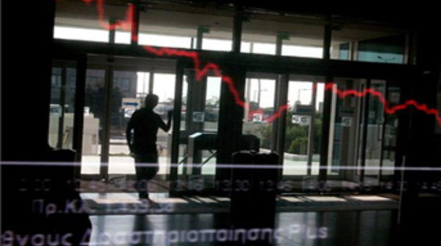Yunan borsası çöktü
