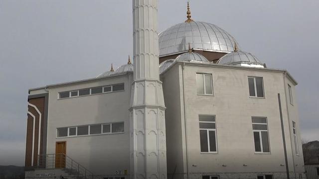 Çocuklara müezzinlik öğretme tartışmasında imama yumruklu saldırı