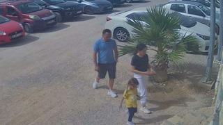 Son dakika: Dekoratif kemer &uuml;stlerine devrilmişti: İzmir'deki korkun&ccedil; kazadan yeni g&ouml;r&uuml;nt&uuml;ler!