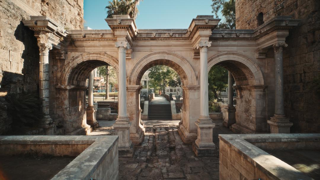 T&uuml;rkiye turizm tanıtımında yapay zeka d&ouml;nemi: &ldquo;Antalya, Pıece of Art&rdquo; 9 dilde, 200&rsquo;&uuml;n &uuml;zerinde &uuml;lkede k&uuml;resel yayında 1