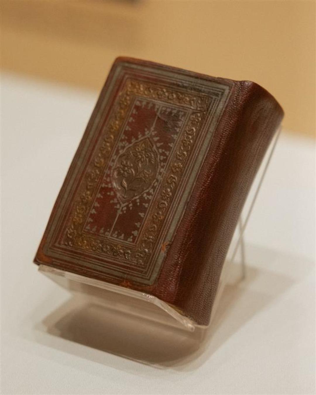 Mamdani, yeminini Osmanlı d&ouml;nemine ait Kuran &uuml;zerine ettiğini a&ccedil;ıkladı 1