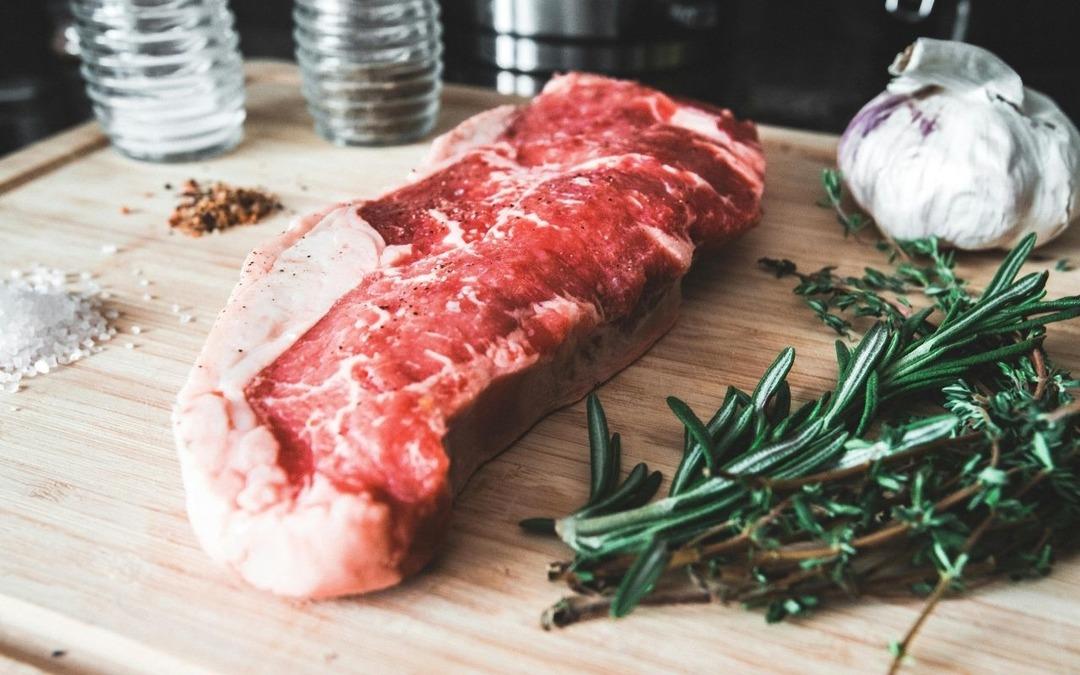 T&uuml;rkiye&rsquo;de et fiyatları d&uuml;nyadan koptu: Dana eti ilk kez o seviyeyi aştı 1