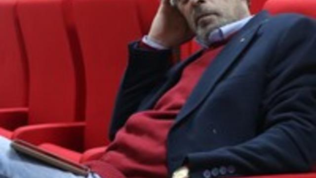 3 çocuk babası akademisyen evinde ölü bulundu! 