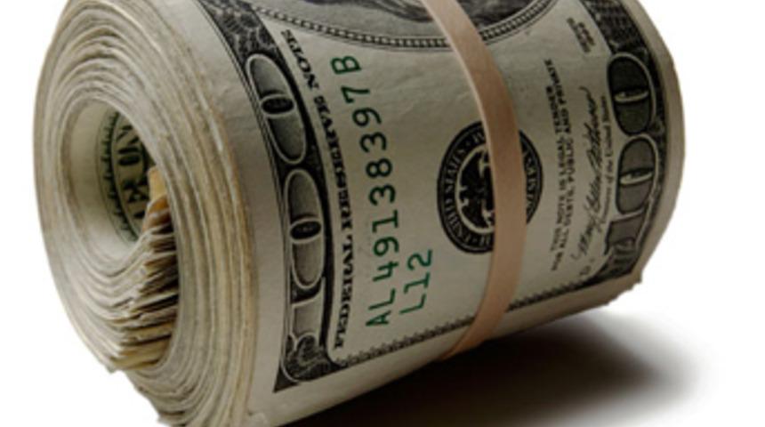 Dolar 2,71'in altını gördü