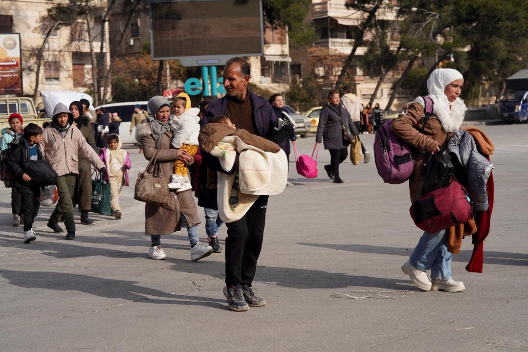 Suriye Ordusu ile SDG arasındaki &ccedil;atışmalar s&uuml;r&uuml;yor! S&uuml;re doldu, top&ccedil;u atışı başladı 9